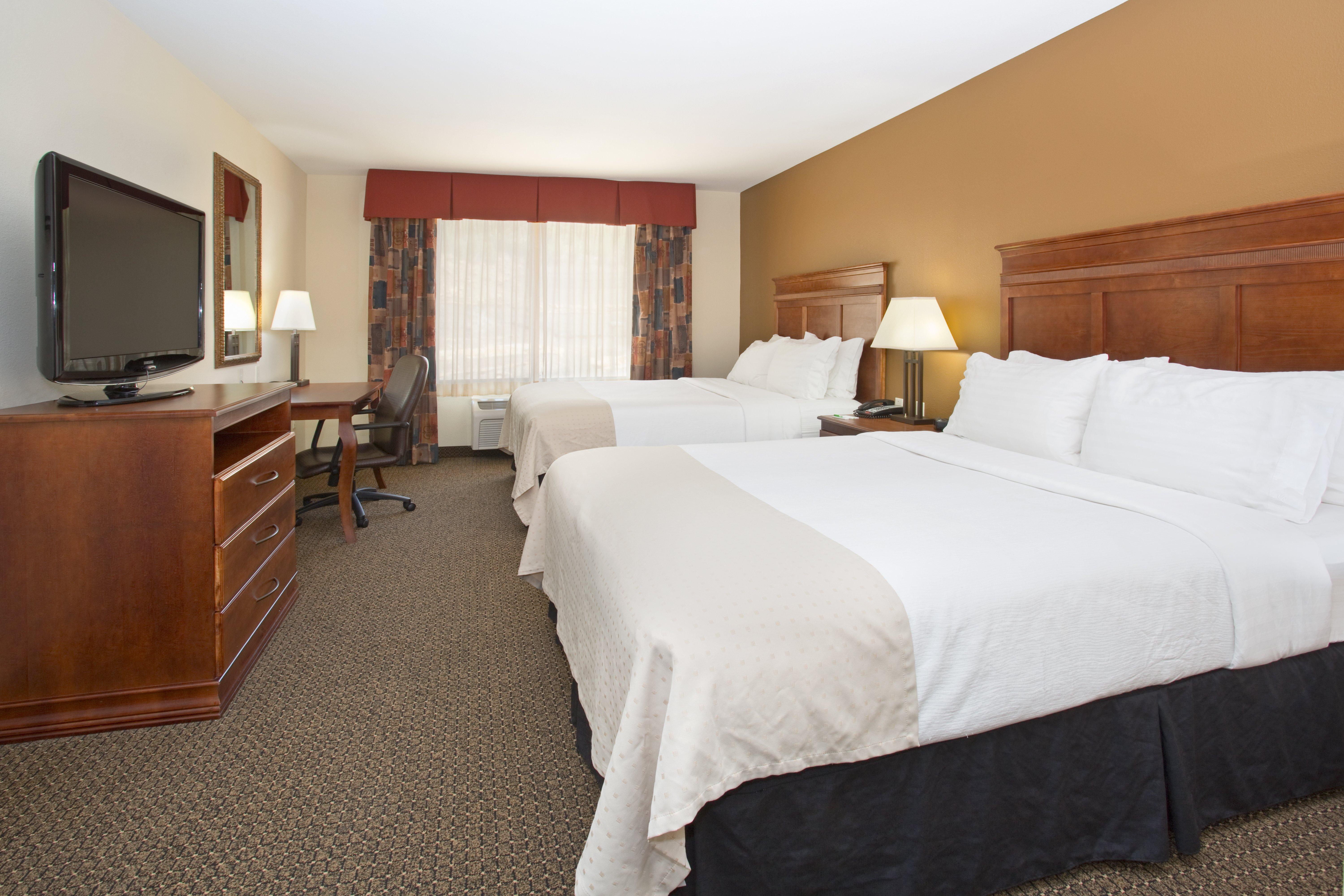 Holiday Inn Express & Suites Trinidad By Ihg Εξωτερικό φωτογραφία