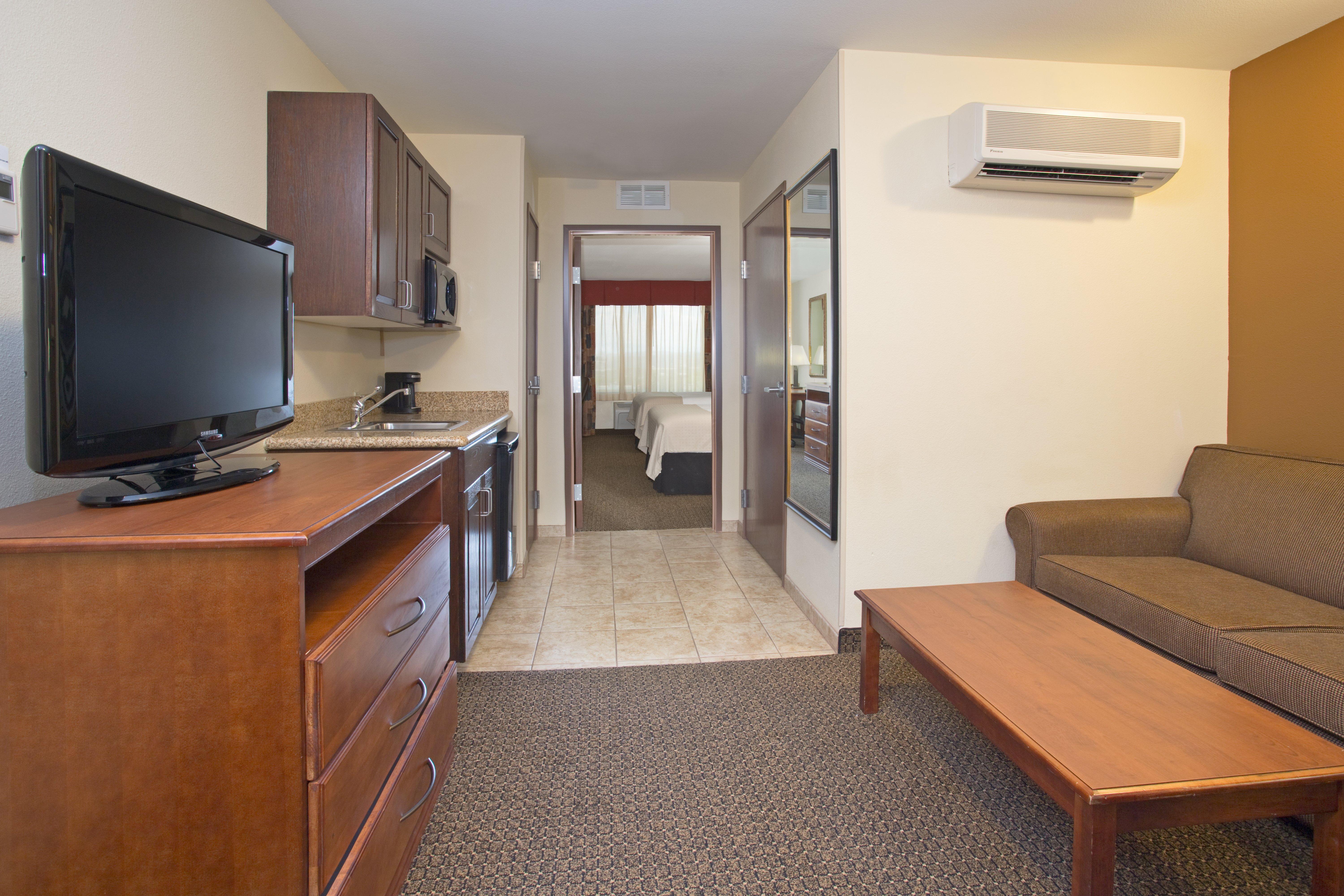 Holiday Inn Express & Suites Trinidad By Ihg Εξωτερικό φωτογραφία