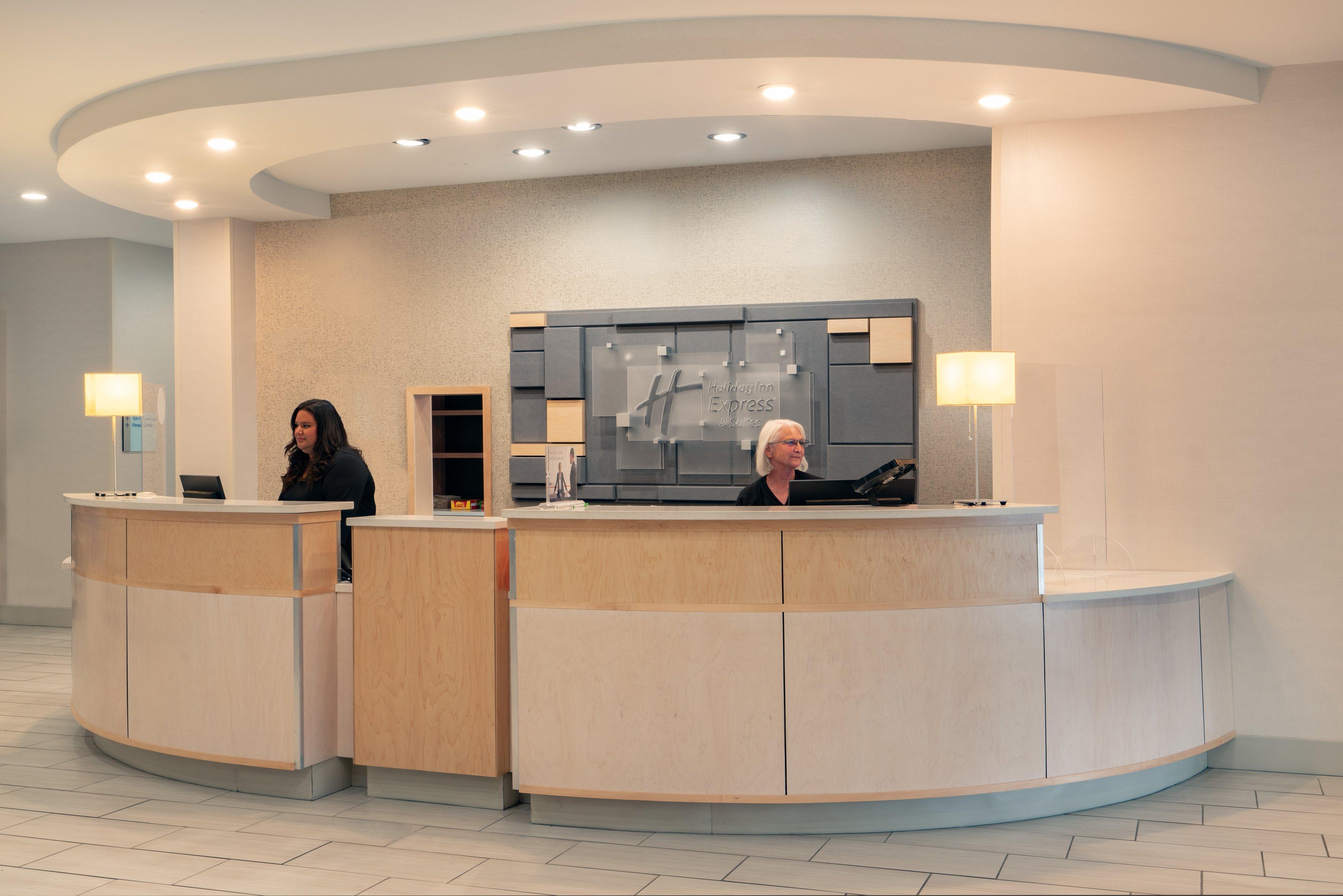 Holiday Inn Express & Suites Trinidad By Ihg Εξωτερικό φωτογραφία