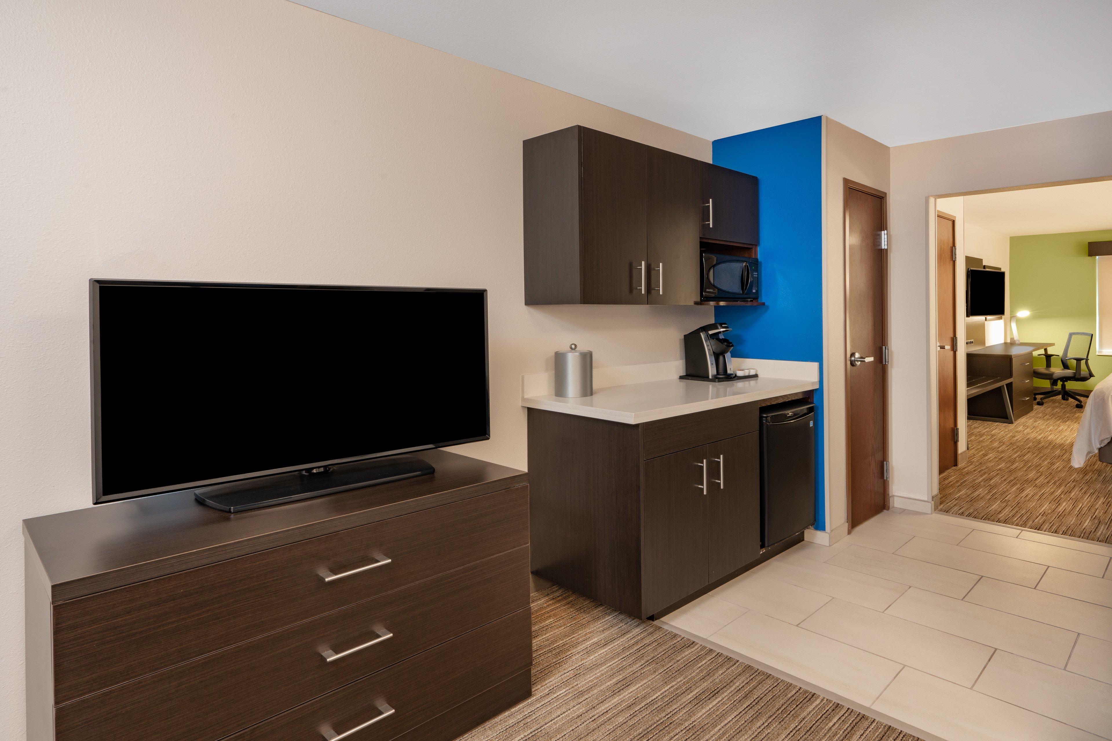 Holiday Inn Express & Suites Trinidad By Ihg Εξωτερικό φωτογραφία